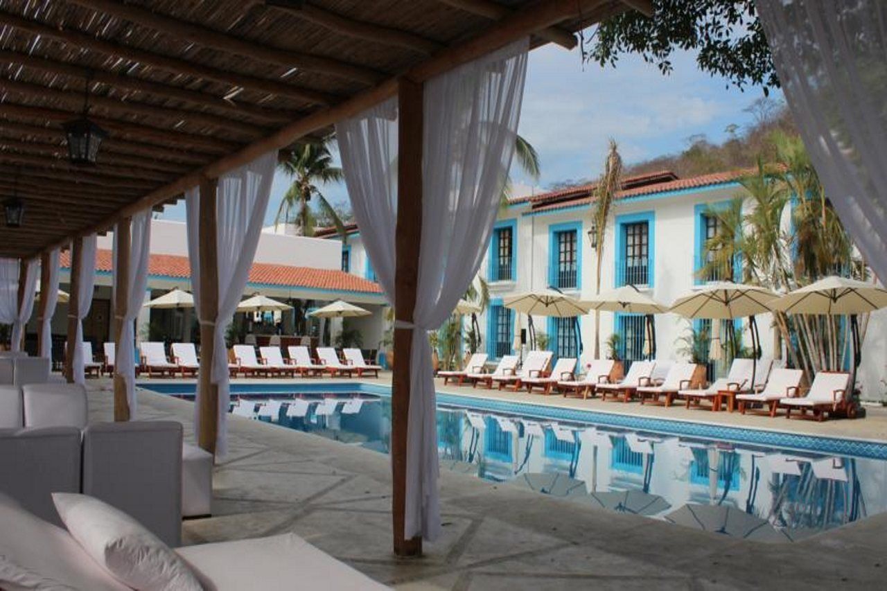 Hotel Santa Cruz Huatulco Exterior photo